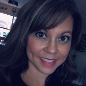 Meet your Posher, Briana